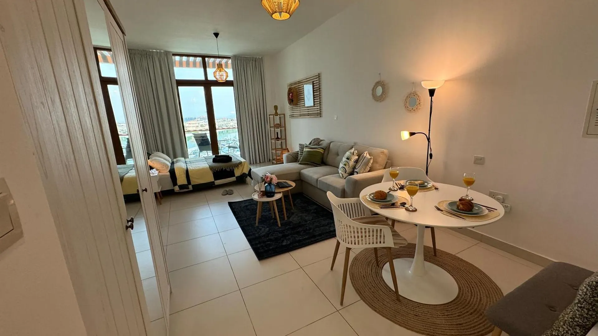 Unique Apt At Top Of Yachts With Panoramic Sea View Of Burj Khalifa, Alarab & Atalntis In Palm Jumeirah Dubai 0*,  United Arab Emirates